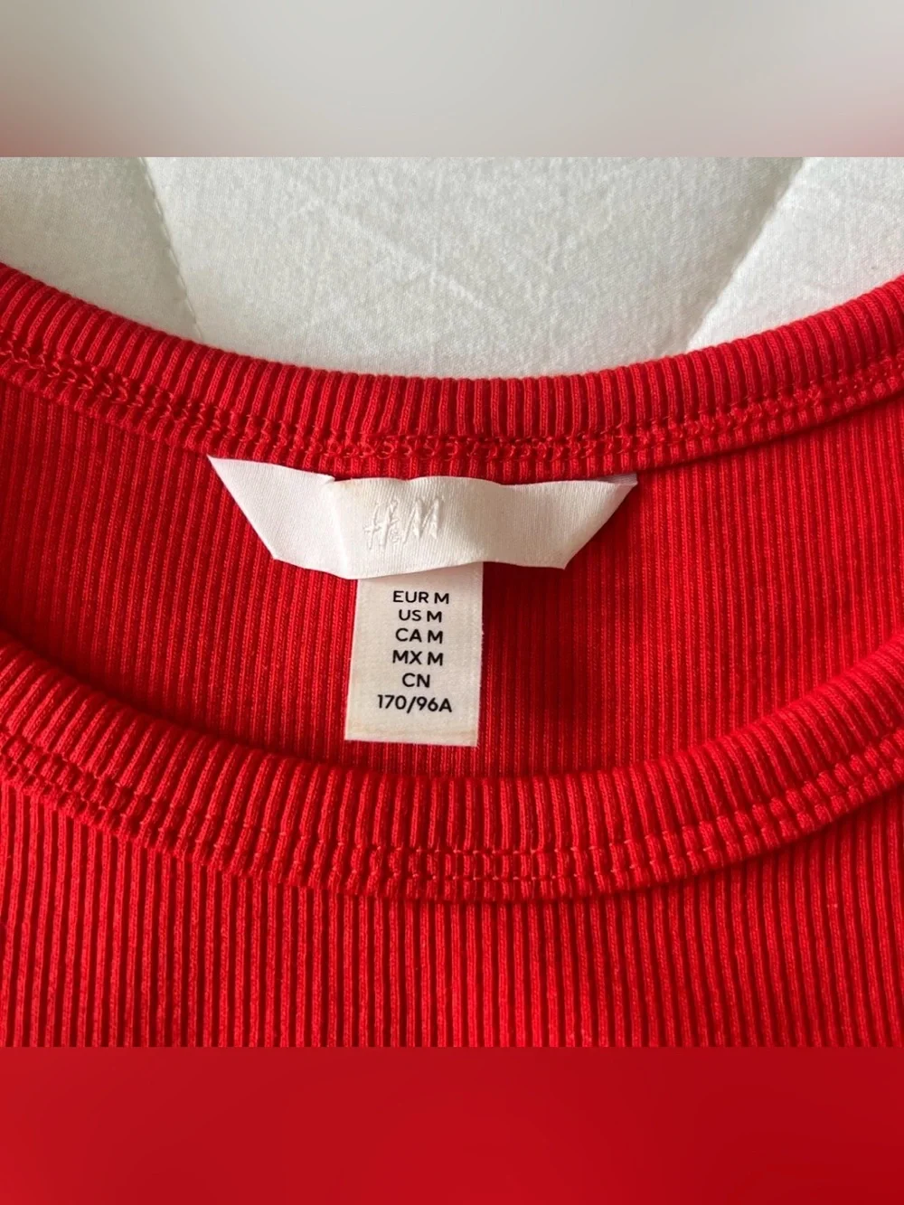 H&M Red Ribbed Crop Tank Top - Picture 2 of 3